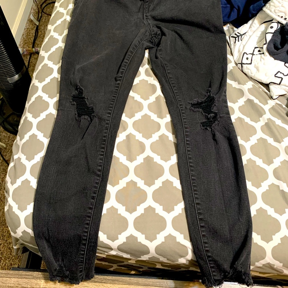 Black skinny maternity jeans. Size 8